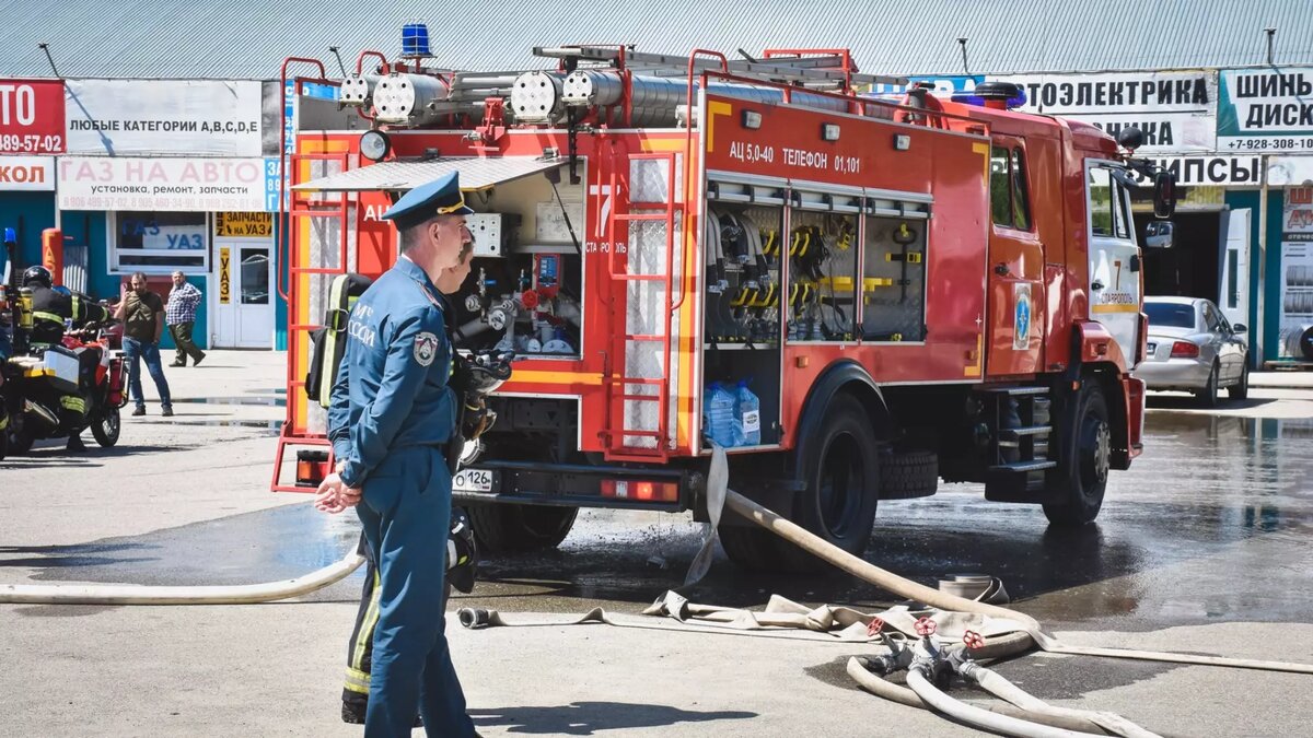 В Уфе из огня вывели 16 человек | mkset.ru | Дзен