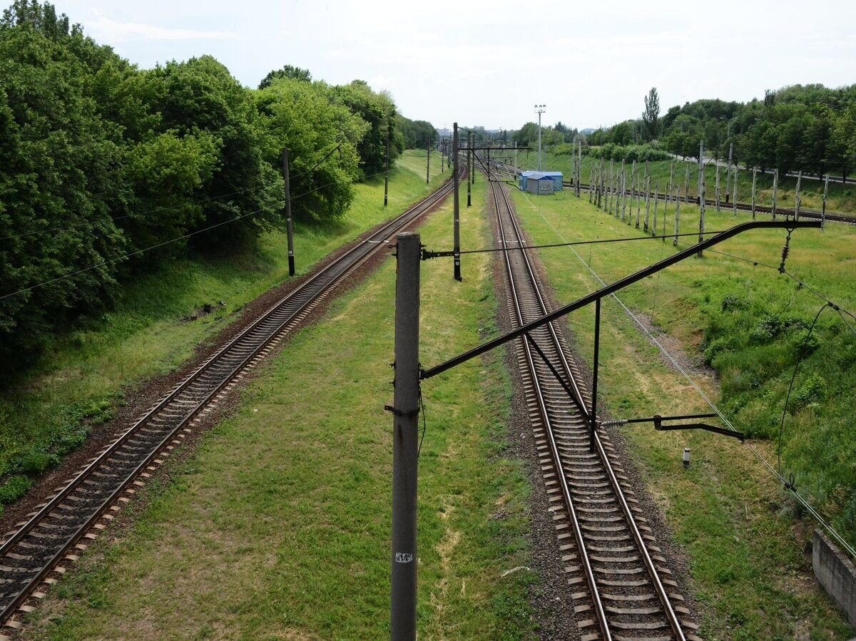    Железная дорога в Донецке© РИА Новости / Наталья Селиверстова