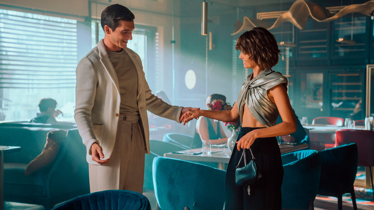 Кадр из сериала "Жить жизнь"