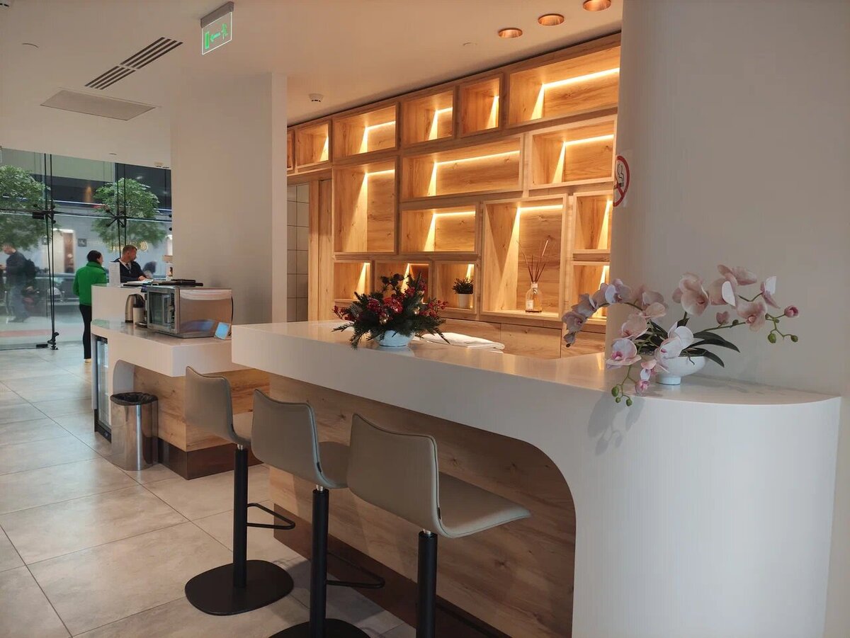 Бронировать капсулы и номера лучше как минимум за неделю, мест немного, а желающих более чем достаточно. Фото: Зал сна и отдыха Sleep Lounge, Терминал B,C / Яндекс Путешествия