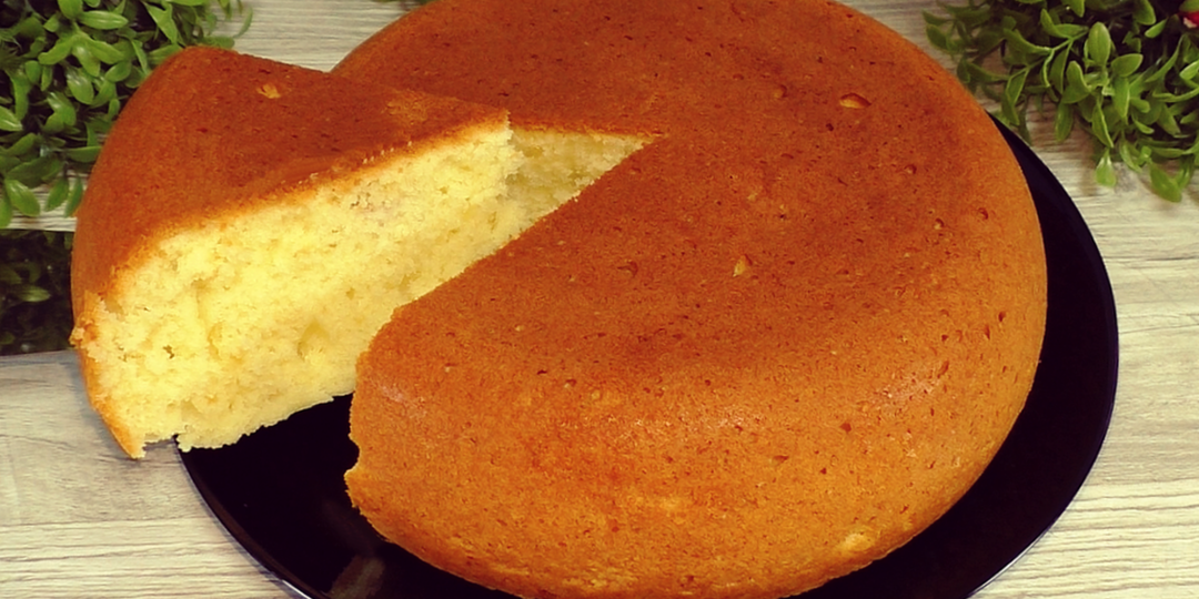 Малиновый пирог к чаю. За несколько минут готовлю тесто, вдавливаю в него ягоды и выпекаю