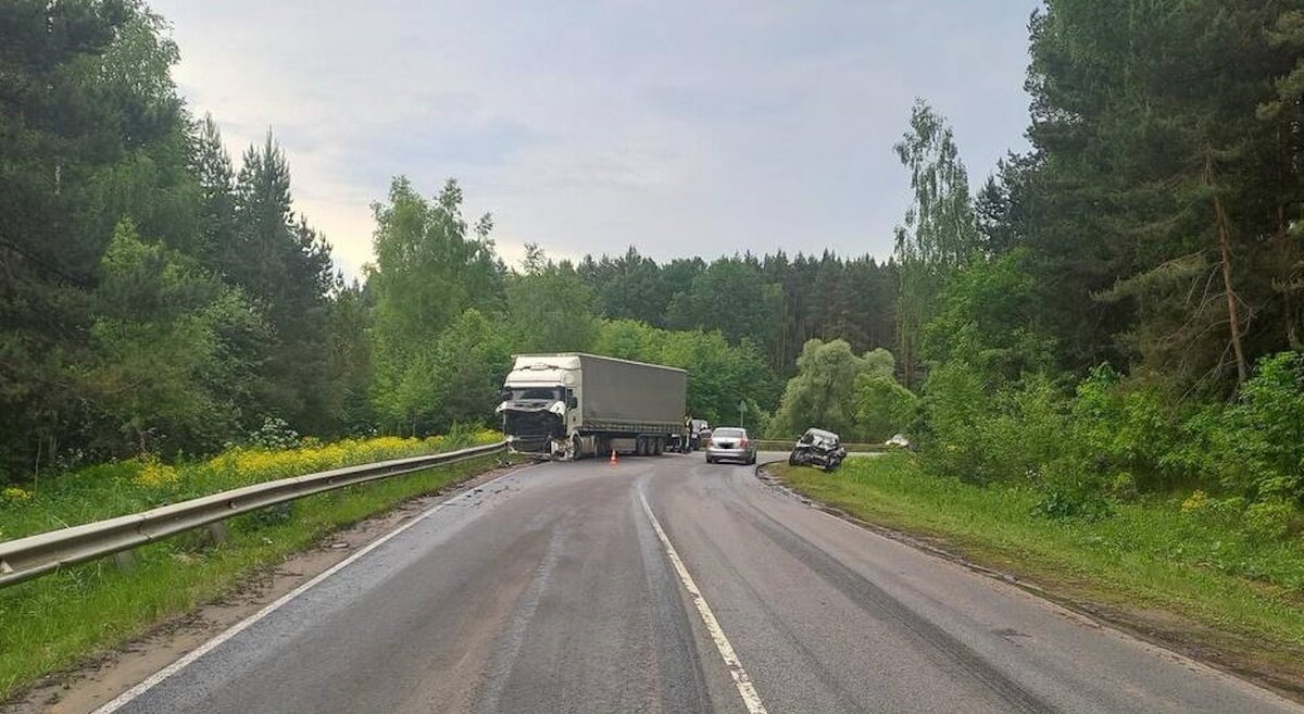 За воскресенье в результате ДТП в Калужской области погиб один человек и  трое получили травмы | Обнинск | Дзен