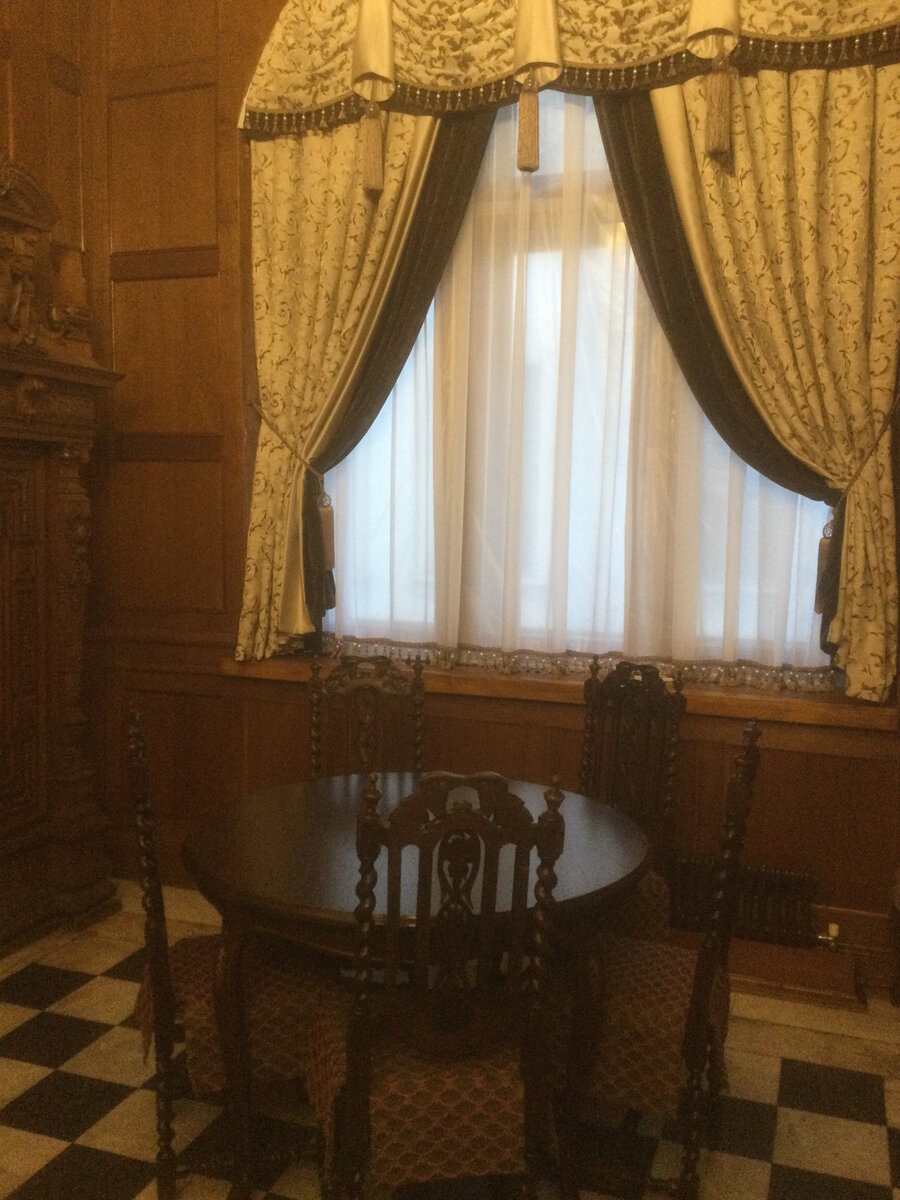 Внутренние помещения воссозданы по историческим документам 