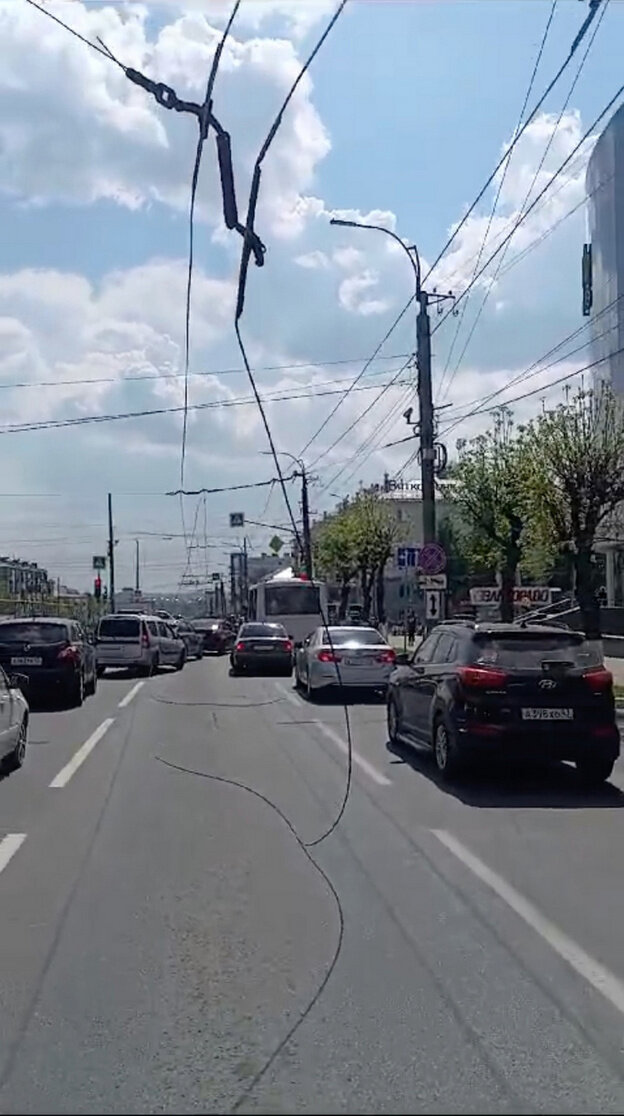    В Кирове изменили троллейбусные маршруты из-за обрыва проводов