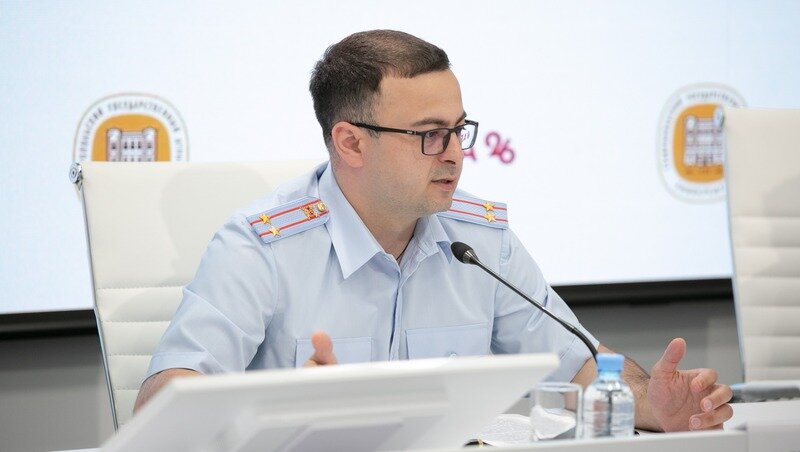    Начальник отдела по борьбе с преступлениями, совершëнными с использованием информационно-телекоммуникационных технологий управления уголовного розыска краевого ГУ МВД России Александр Ашигов Фото: Валерия Алтухова / / ИА «Победа26»