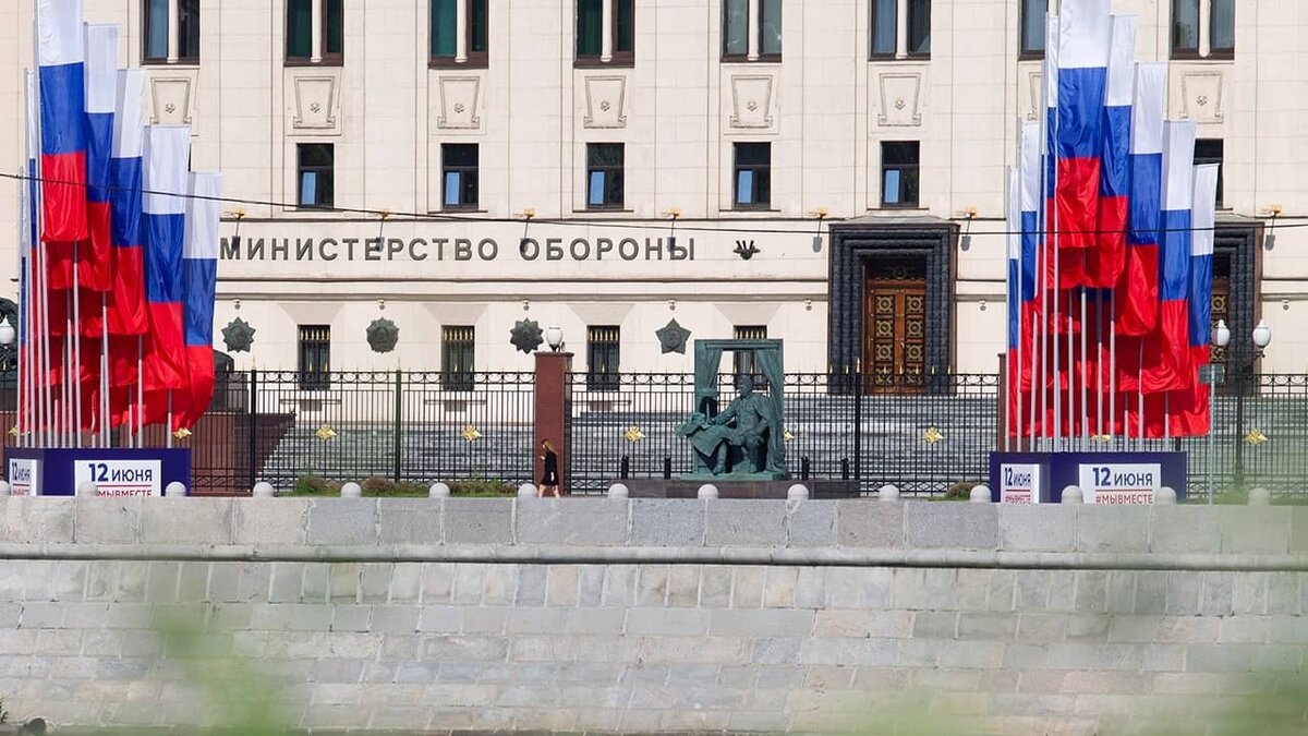 Фото: https://tvzvezda.ru/ (https://mcdn.tvzvezda.ru/storage/news_other_images/2024/05/27/3d054d1e8ec140c6ba5e1bd3f17a6781.jpg)