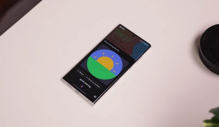    С помощью дополнительных настроек голосового ассистента можно сделать полезнее. Фото: HowToMen