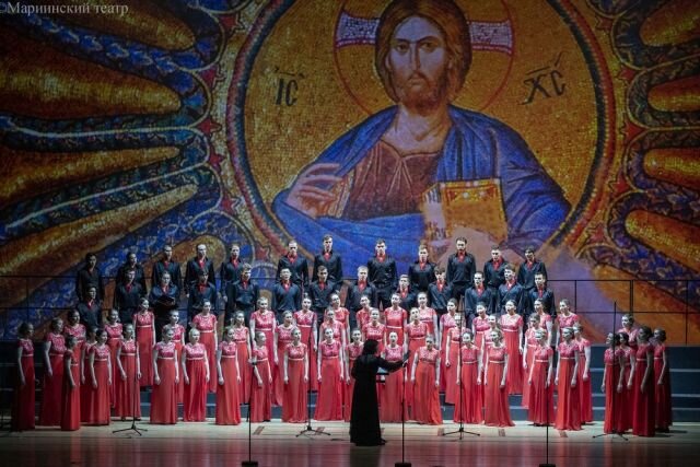 Один из концертов, проходящих в праздник во Владивостоке