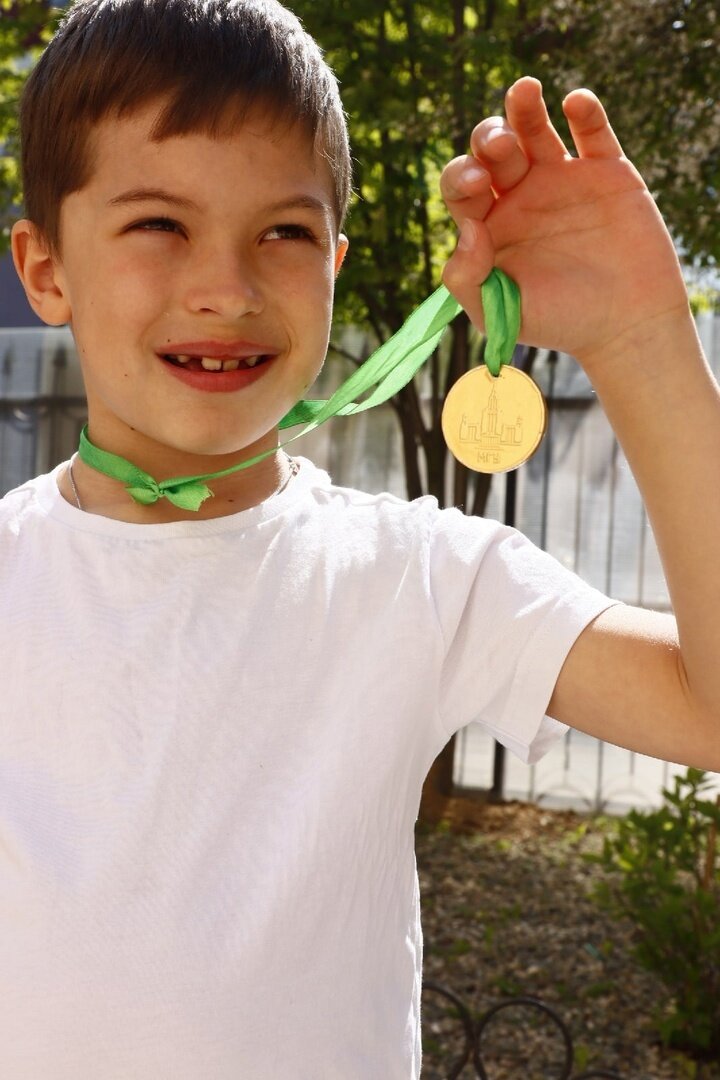 Ярослав на съёмках "Дворов"