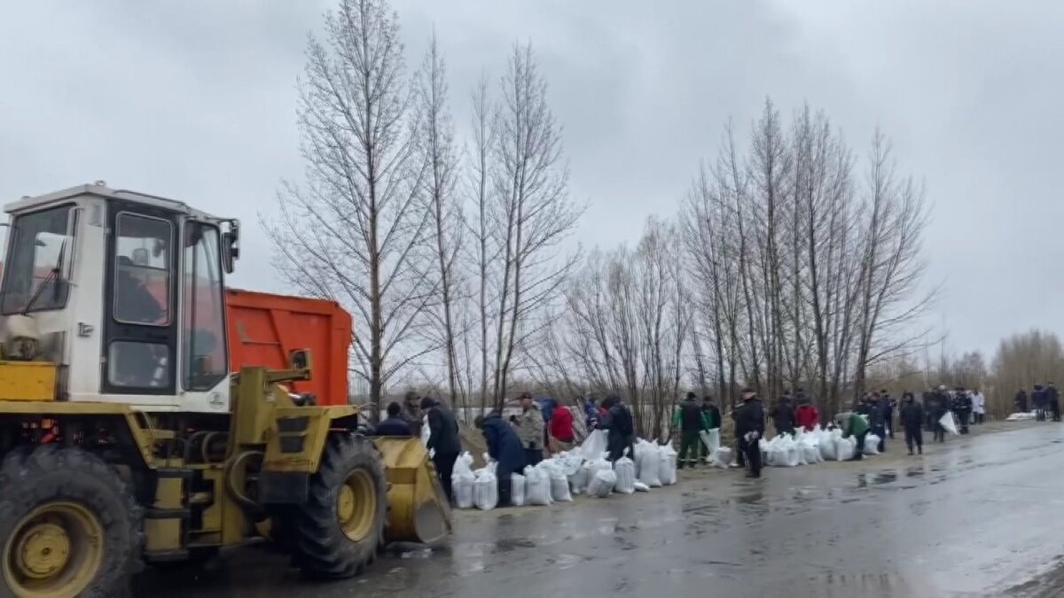    В Нижневартовске организовали круглосуточное дежурство спасателей на случай подтопления территории