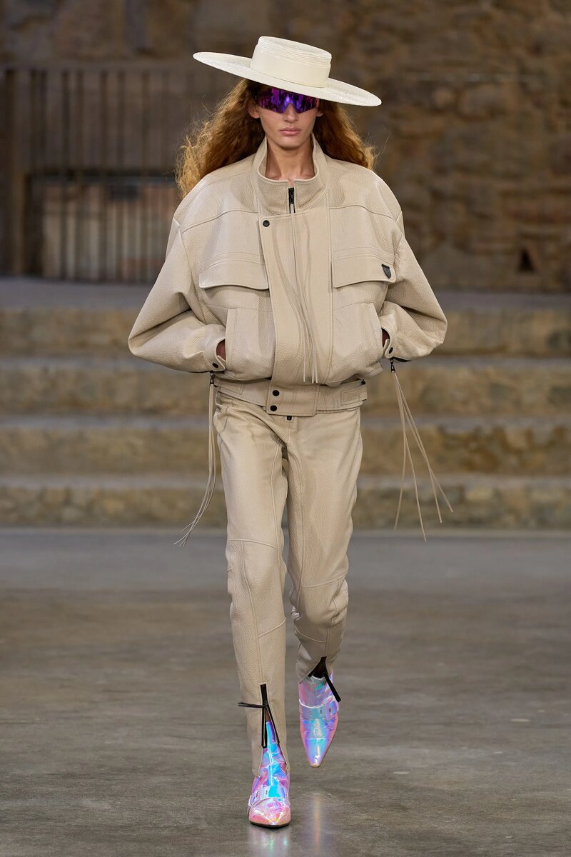 Louis Vuitton Resort 2025
