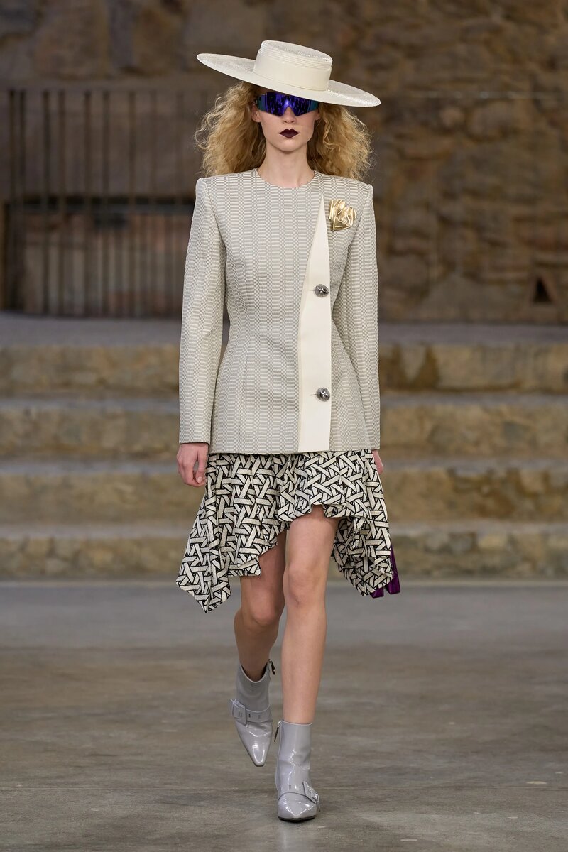 Louis Vuitton Resort 2025