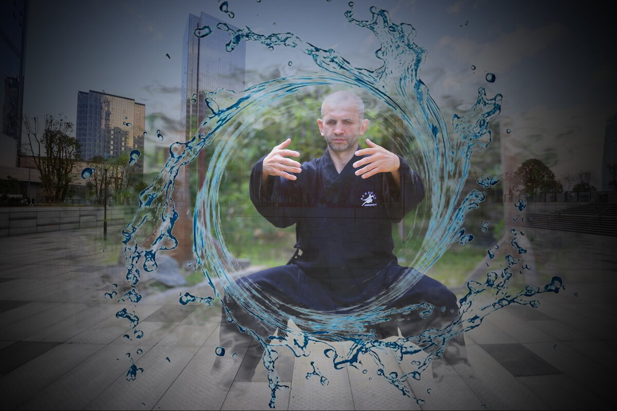 В своей сути увэй пытается достигнуть гармонии с окружающим миром. Это не означает праздности или бездействия, а скорее искренности...