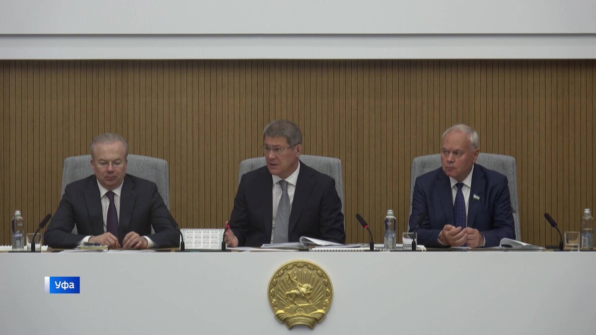    Итоги акции "Зеленая Башкирия" и готовность аттракционов к сезону: что еще обсуждали на оперативном совещании Правительства