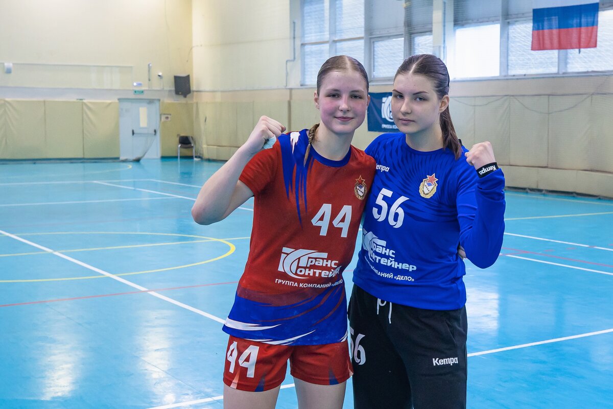 Сестры Анна и Дарья Гавриловы