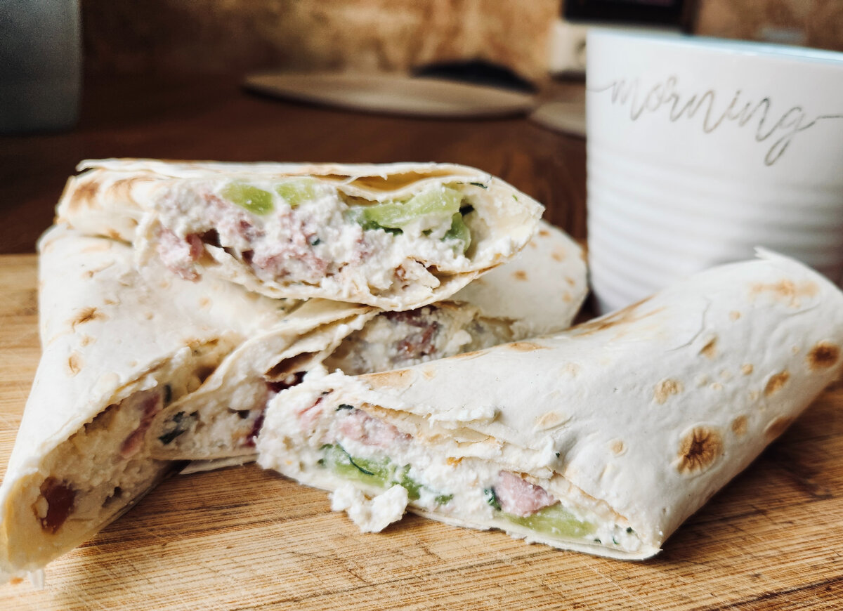 Творог, тунец, огурец