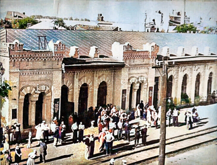 Здание вокзала в Уральске.  Снесли в 1983 году...