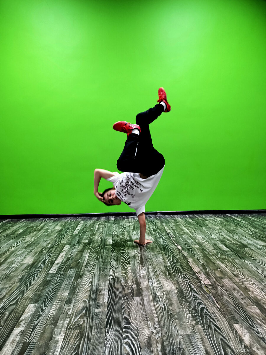 Ученик школы Брейк-Данс 