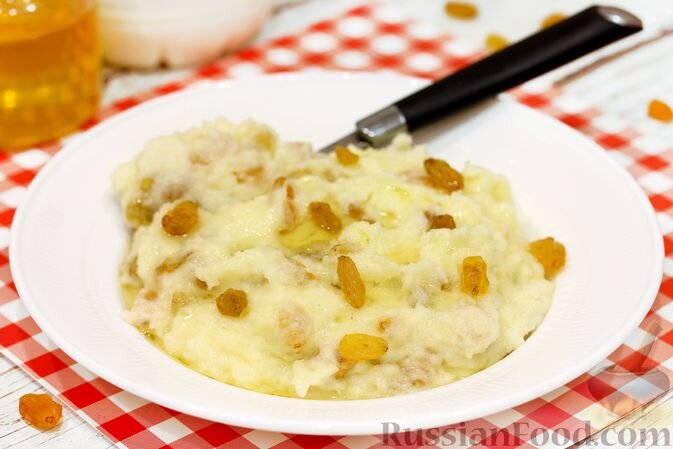 молоко, крупа манная, изюм, масло сливочное, сахар, мёд