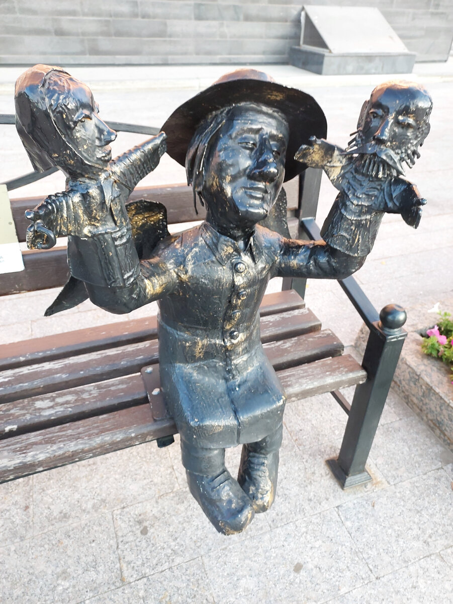 Театральный Ангел.