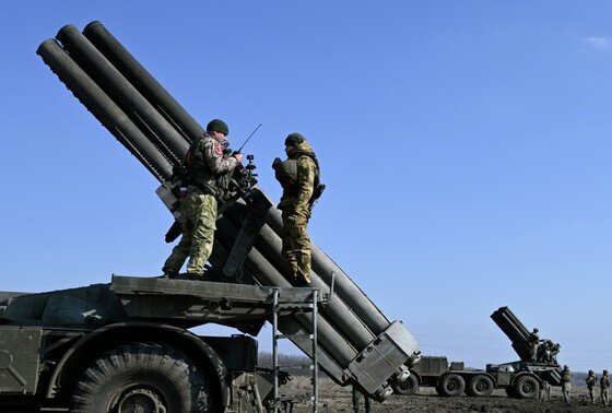    Военнослужащие реактивного дивизиона артиллерийской бригады группировки войск «Центр» (ЦВО) ВС РФ
