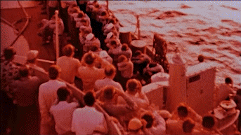 1 ноября 1952 года, где-то посреди бескрайнего Тихого океана, затерялся крошечный островок Элугелаб. Солнце поднимается над лазурными волнами, чайки кружат в небесной синеве… идиллия, да и только.-4
