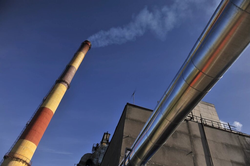 Горячую воду в «Южном» в Твери дадут позже. Частная компания не пускает тепловиков на территорию