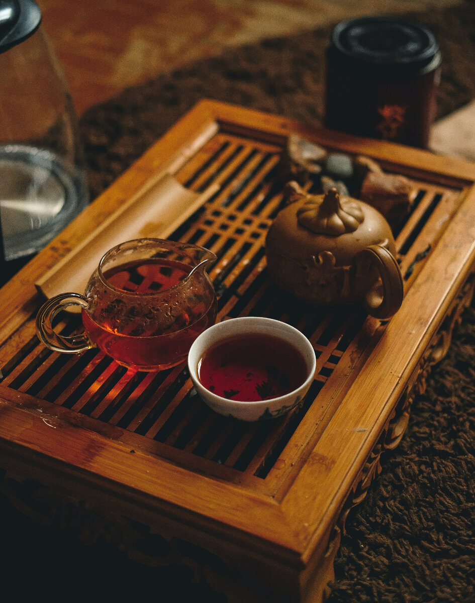 Чайная культура: путь чая от Китая до Москвы Чайная церемония с ее неторопливой аскетичностью — лучший способ расслабиться и почувствовать, как окружающая суета проходит мимо.-2