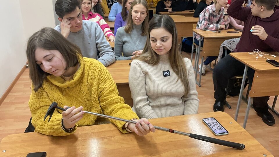 В рамках междисциплинарной научно-исследовательской лаборатории «Психолого-педагогические условия языковой и социокультурной адаптации билингвов в системе образования Ставропольского края», которая...-2-3