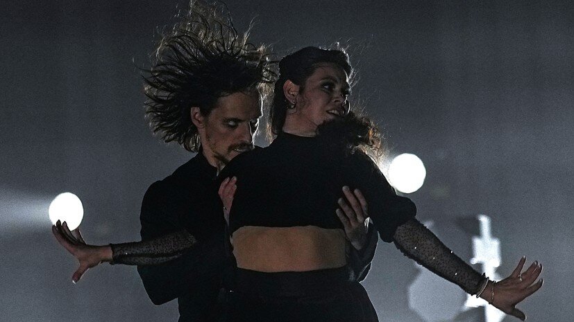     Елена Полунина в роли императрицы Александры Федоровны и Сергей Полунин в роли Григория Распутина в балете хореографа Юки Ойши «Распутин» в «Крокус Сити Холле»  Александр Вильф