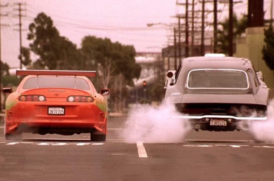 Легендарный драг между Toyota Supra и Dodge Charger 