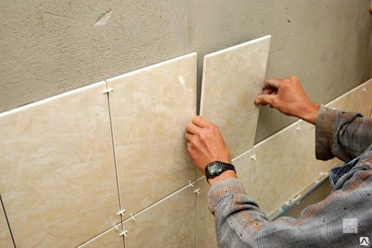 Пошаговая инструкция по укладке плитки на стены в ванной