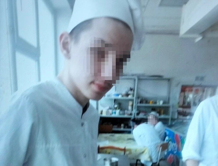 Трагедия произошла на местном карьере, где вопреки запрету купалась группа сельских детей и подростков