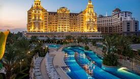 Канал- отдых в Турции представляет видеоэкскурсию по территории Royal Holiday Palace 5