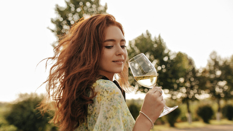     Источник здесь и далее: freepik.com/lookstudio