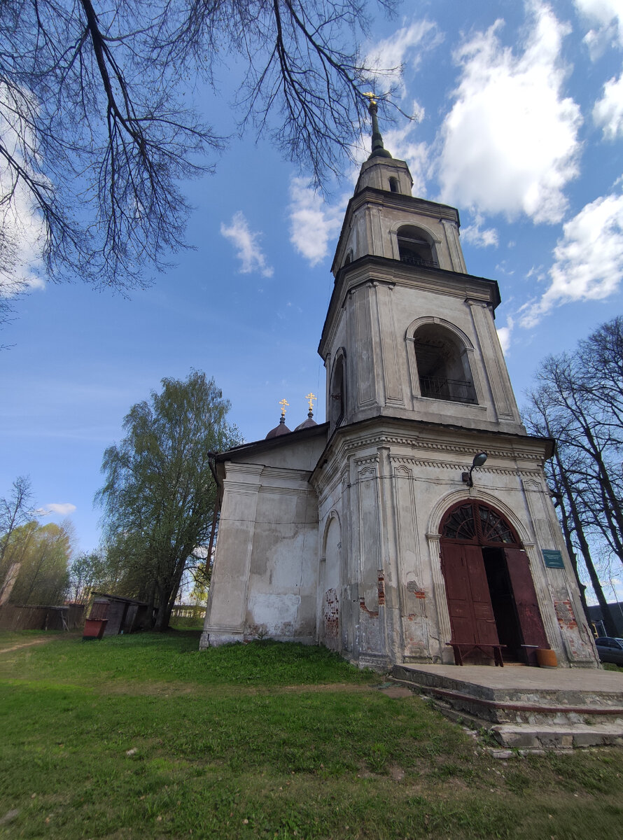 Вот так выглядит краеведческий музей Калязина.