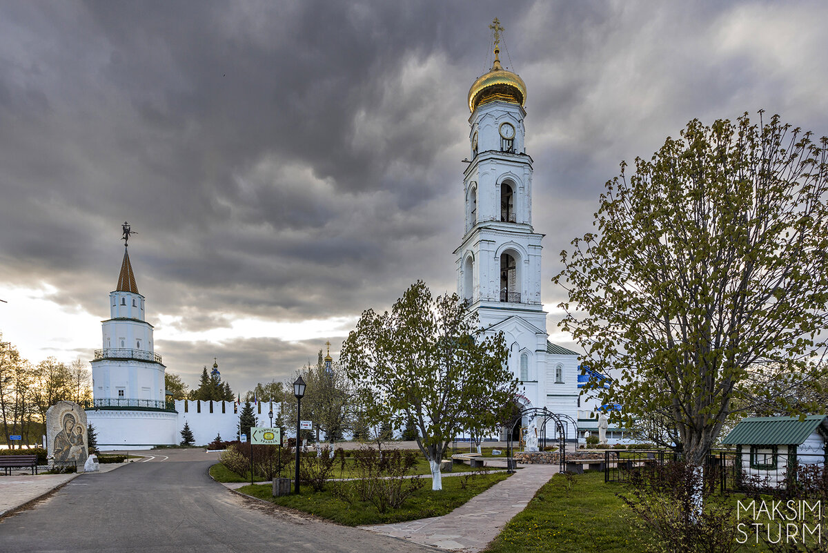 Раифский Богородицкий монастырь — крупнейший монастырь республики Татарстан  | SturmAvia - авиация и путешествия | Дзен