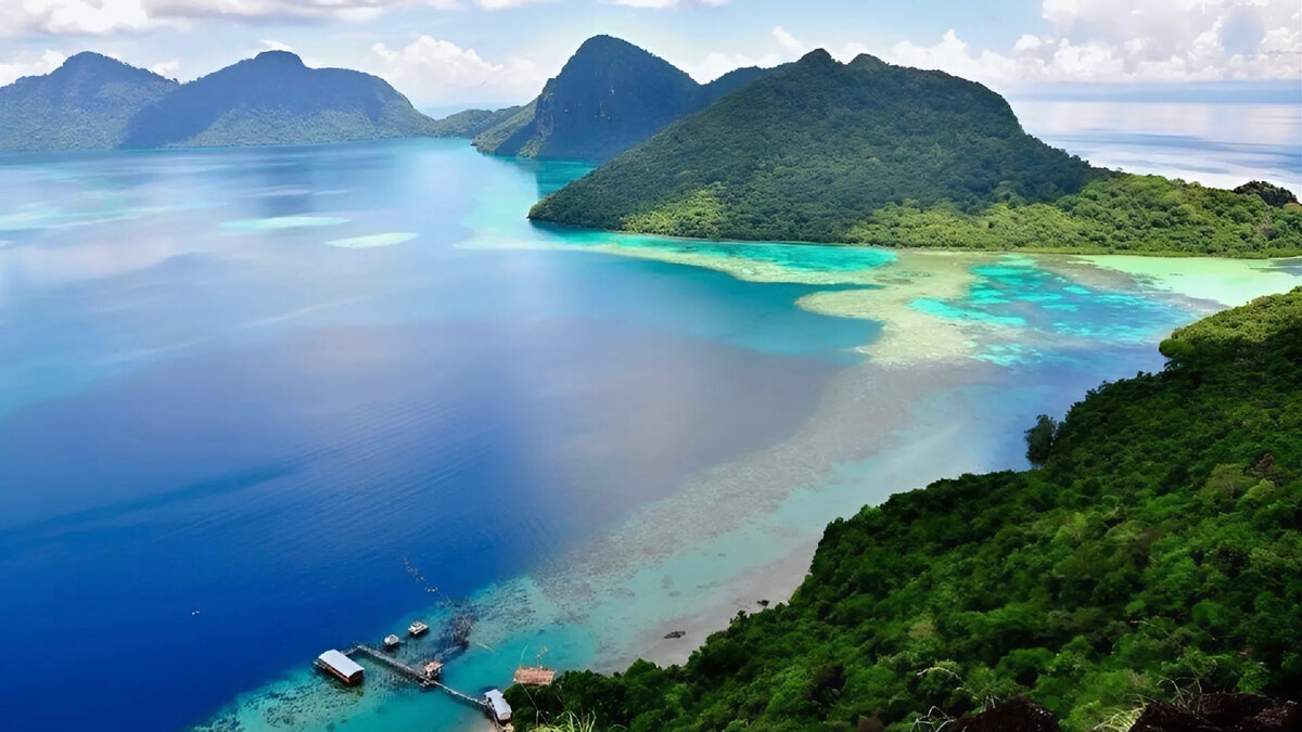 Отметим, что цены с мая по август на местные питание, экскурсии и отели, значительно ниже чем в высокий сезон