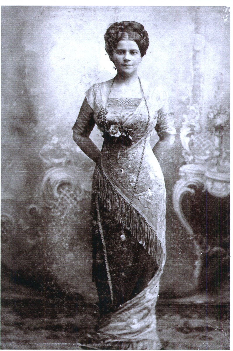 Вера Степановна Агренева-Славянская. Около 1908 г.