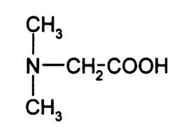 Диметилглицин-это третичный амин с эмпирической формулой. C4H9N02. Он принадлежит к классу органических соединений, известных как альфа-аминокислоты.  Это аналог глицина, в котором аминные гидрогены глицина были заменены двумя метильными группами (Roaeh and Carlin, 1982). Диметилглицин образуется в митохондриях печени под действием специального фермента β-гомоэйстеин-метилтрансферазы в процессе метаболизма гомоцистеина до метионина (Porter etal. 1985г.; Roaeh and Carlin, 1982 г.).