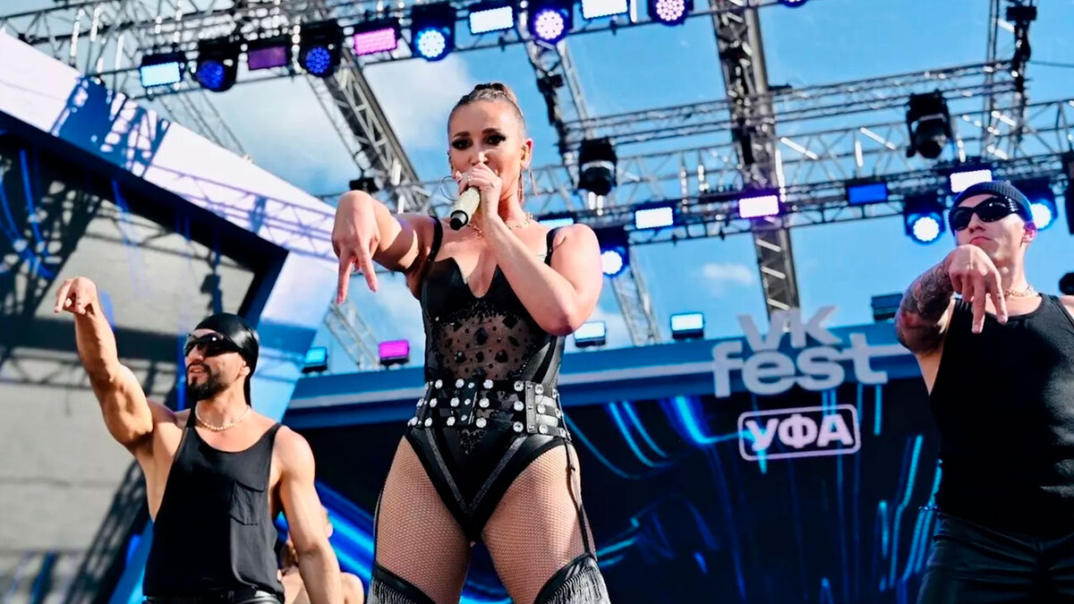 Ольга Бузова на фестивале в Уфе. Фото: vk.com/fest_ufa