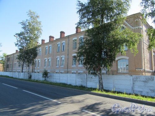 Казармы 147 Самарского полка /фото с сайта Град Петра/