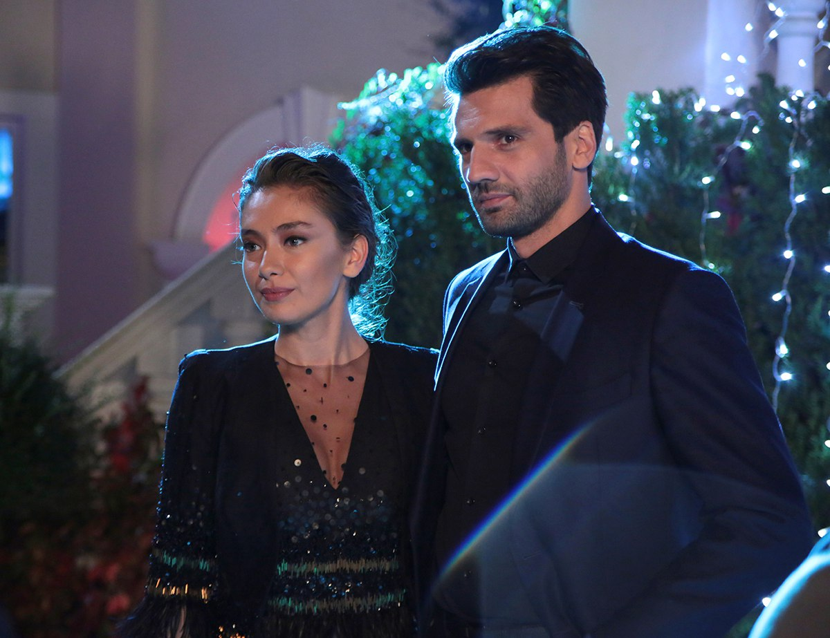 «Черная любовь», 2015 — 2017. Фото: кадр из сериала