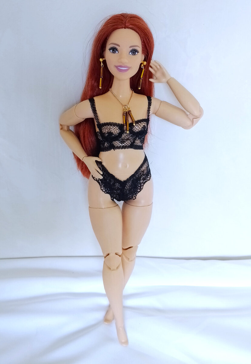 Барби "Безграничное движение", барби-йога, Барби на теле Made to Move