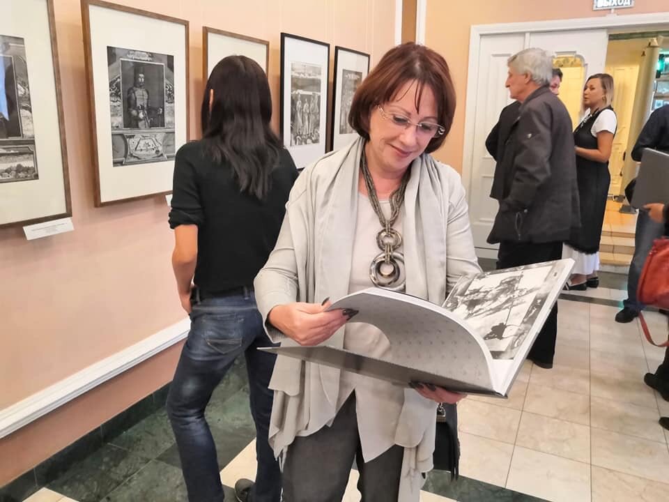 На открытии выставки Валерия Мошкина Источник: архив Р. Лобацкой