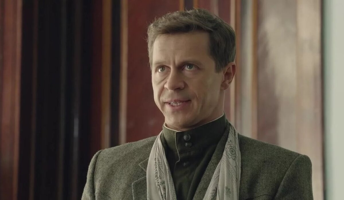 В сериале "Черные кошки", 2013 год