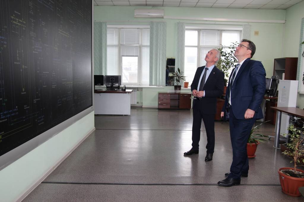 Вице-губернатор Томской области Анатолий Рожков посетил диспетчерский центр