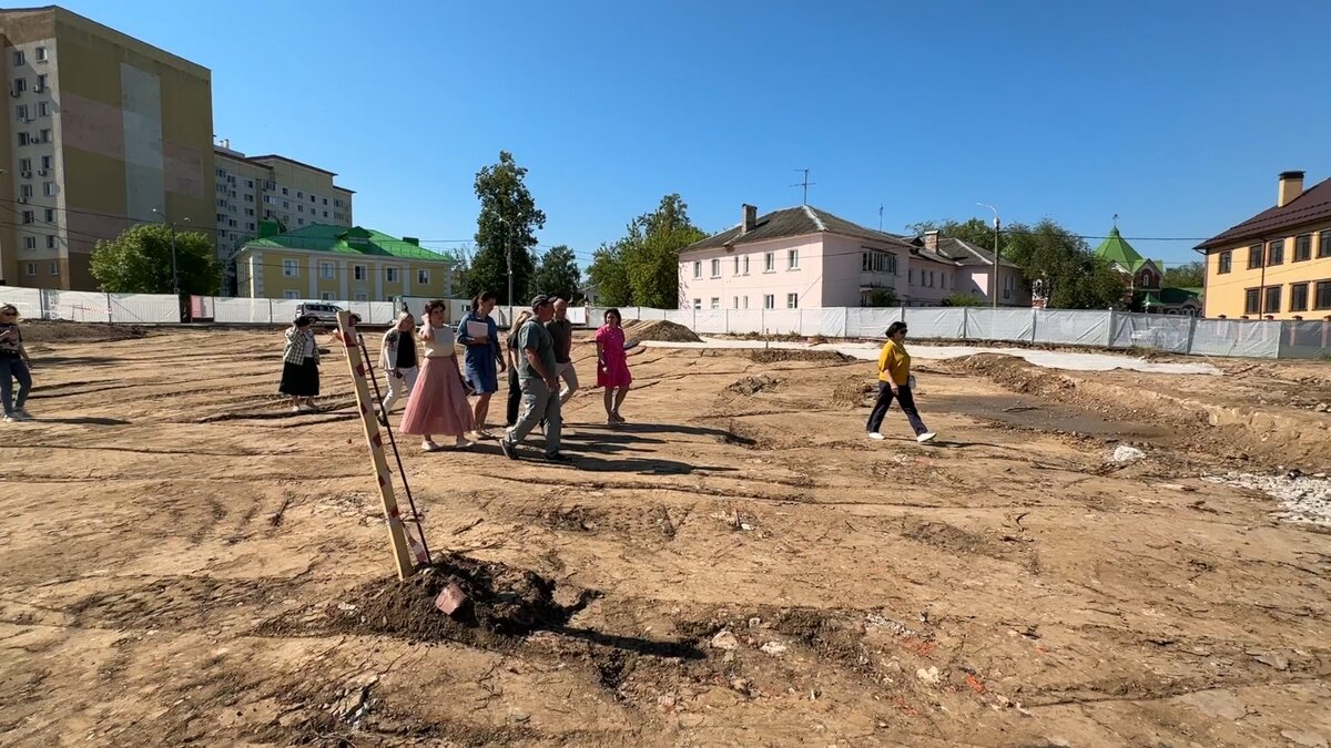 В Клину началось благоустройство сквера 