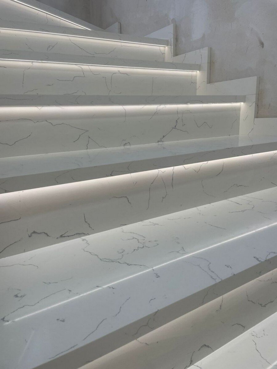 Изделие выполнено специалистами ФАБРИКИ КАМНЯ