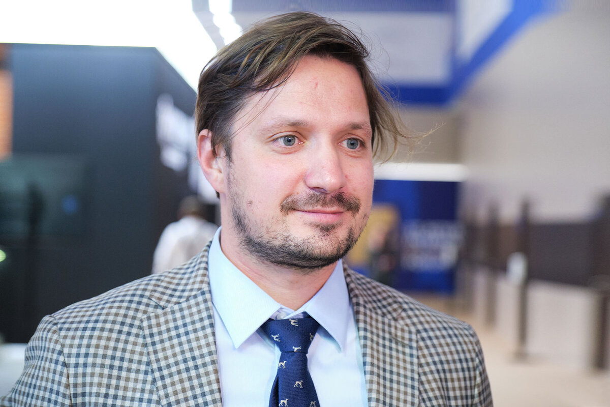    Дмитрий Срывков